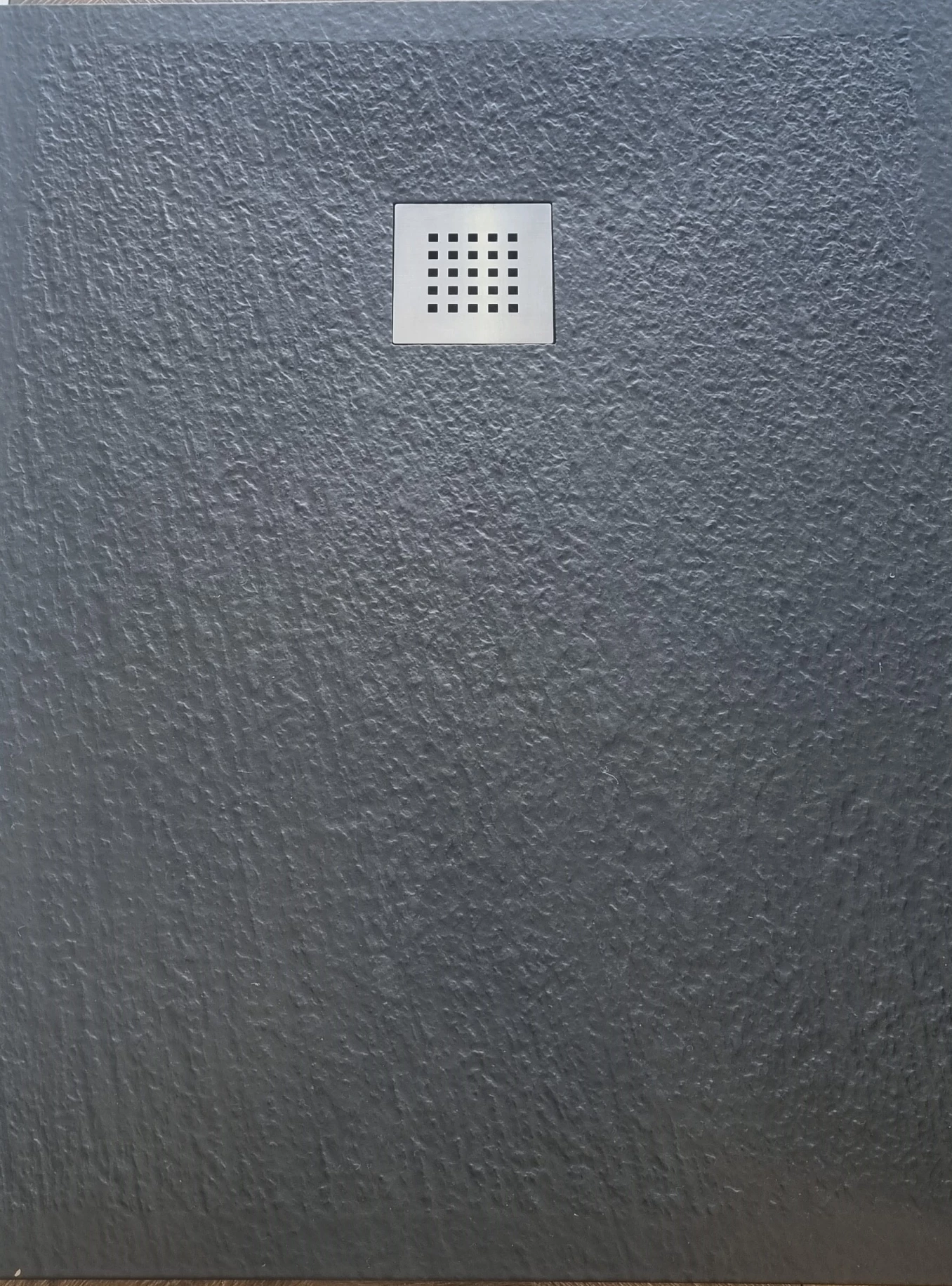 Tuš kada Hatria PETRA_H3 ardesia 120x80 crna HATPA12008000200